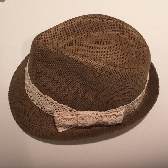 Women’s Bohemian Brown Straw Hat Crocheted Lace Decorative Bow Detail Summer Hat - Picture 1 of 7
